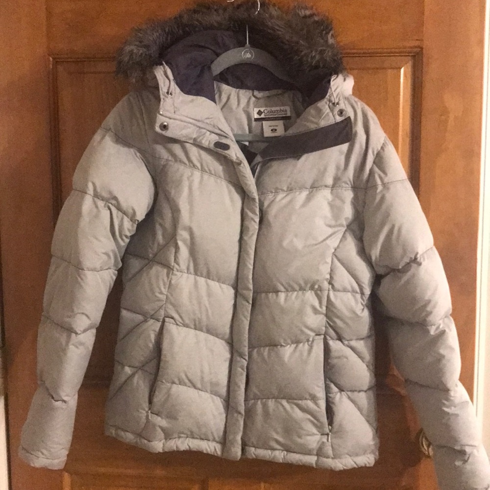 Women’s Medium Columbia Jacket
